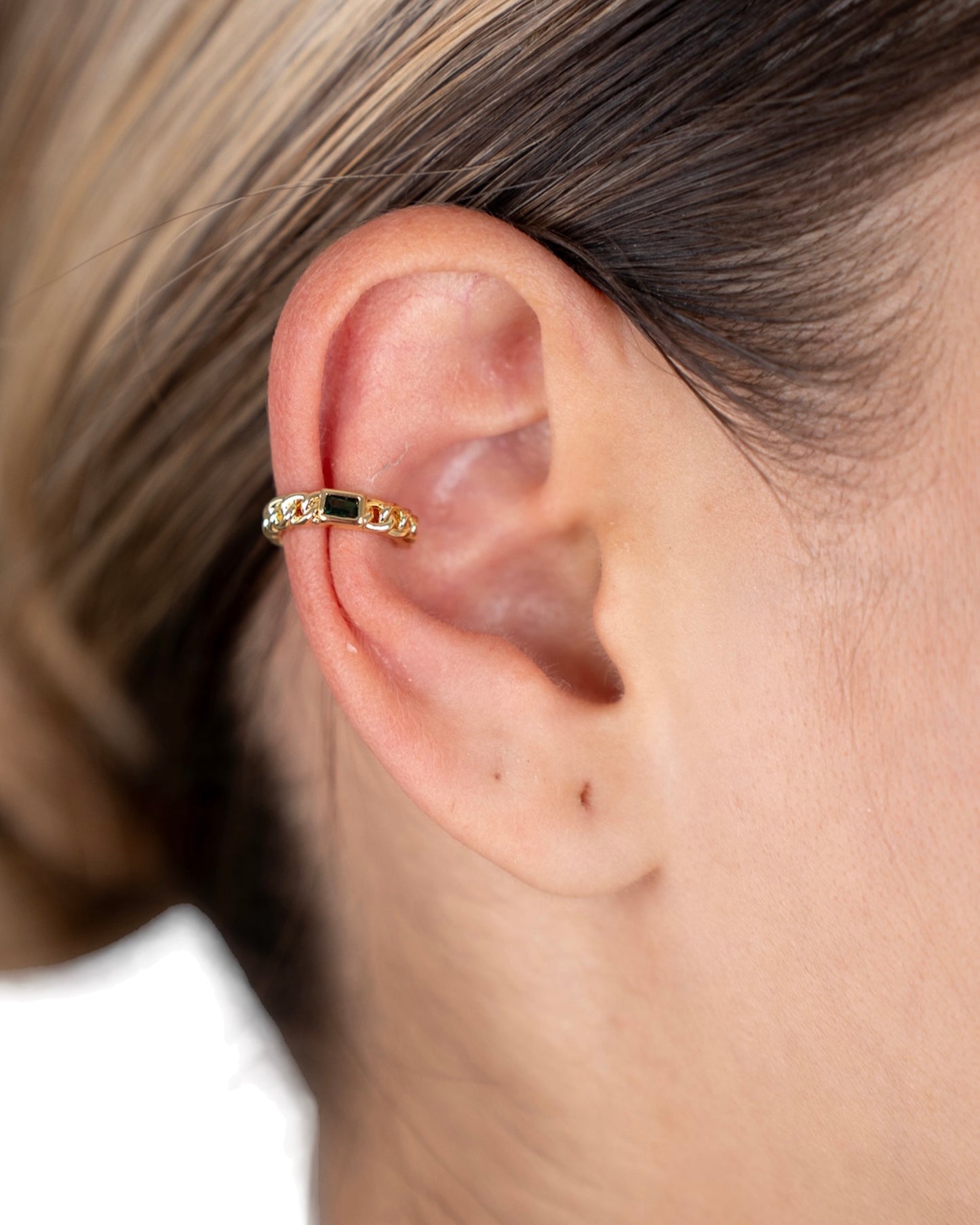Earcuff con zirconia verde