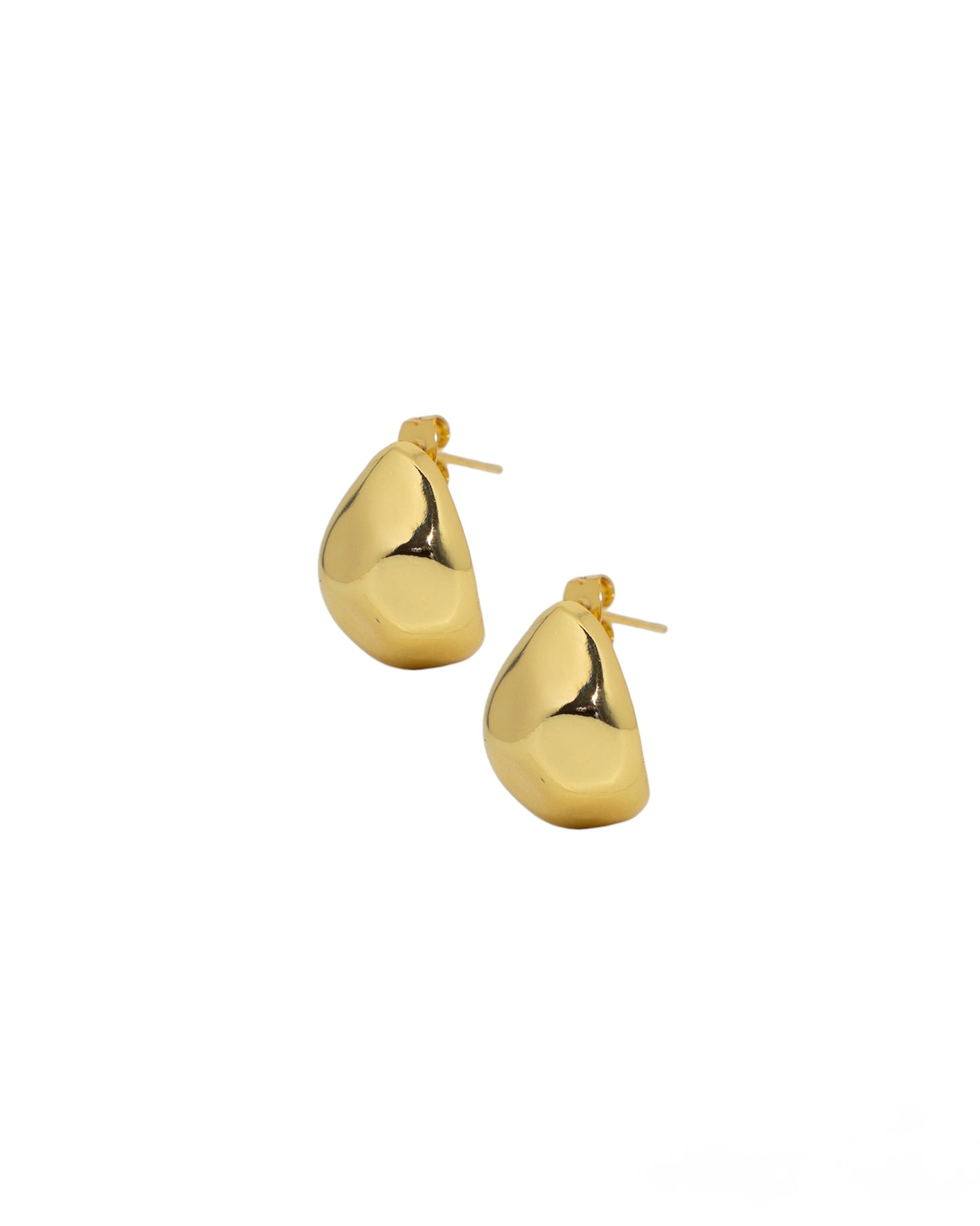Arete tipo gota martillado
